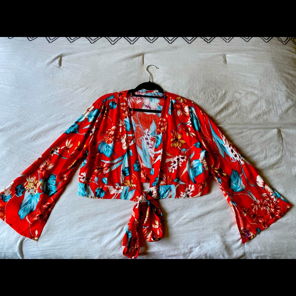 Large tropical front tie top